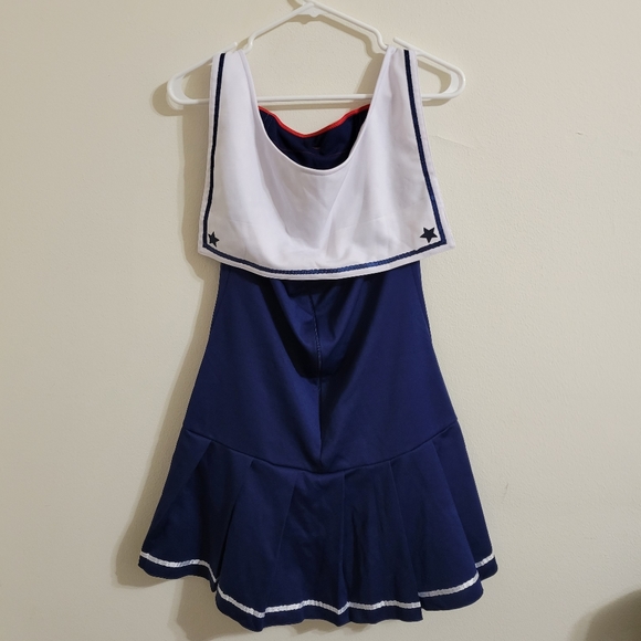 Sailor Costume - Picture 5 of 7